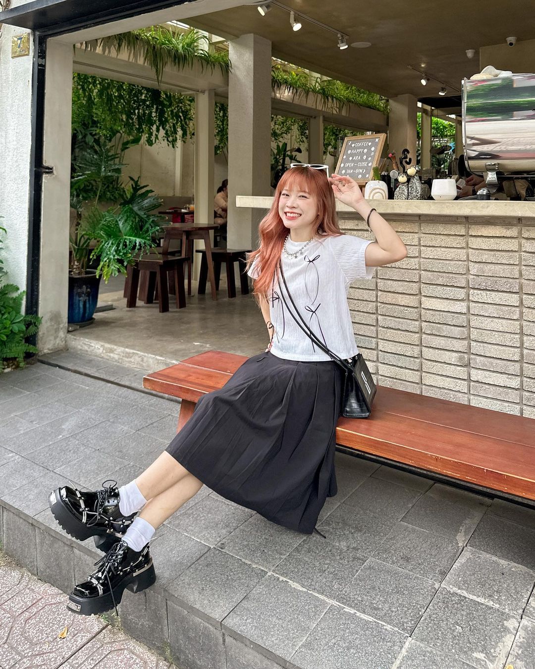 Lid Pleated Skirt
