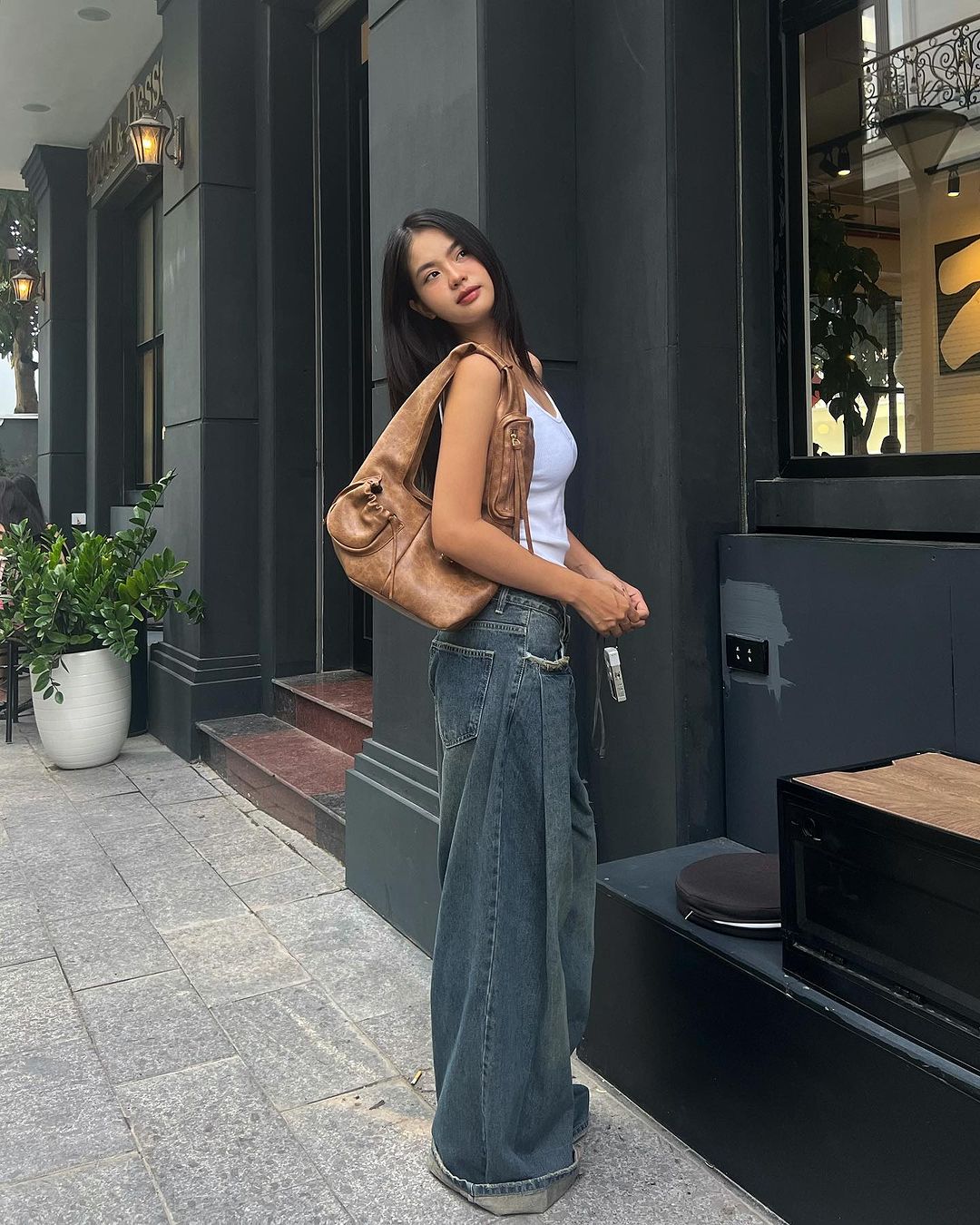 Double-Wide Legs Jeans