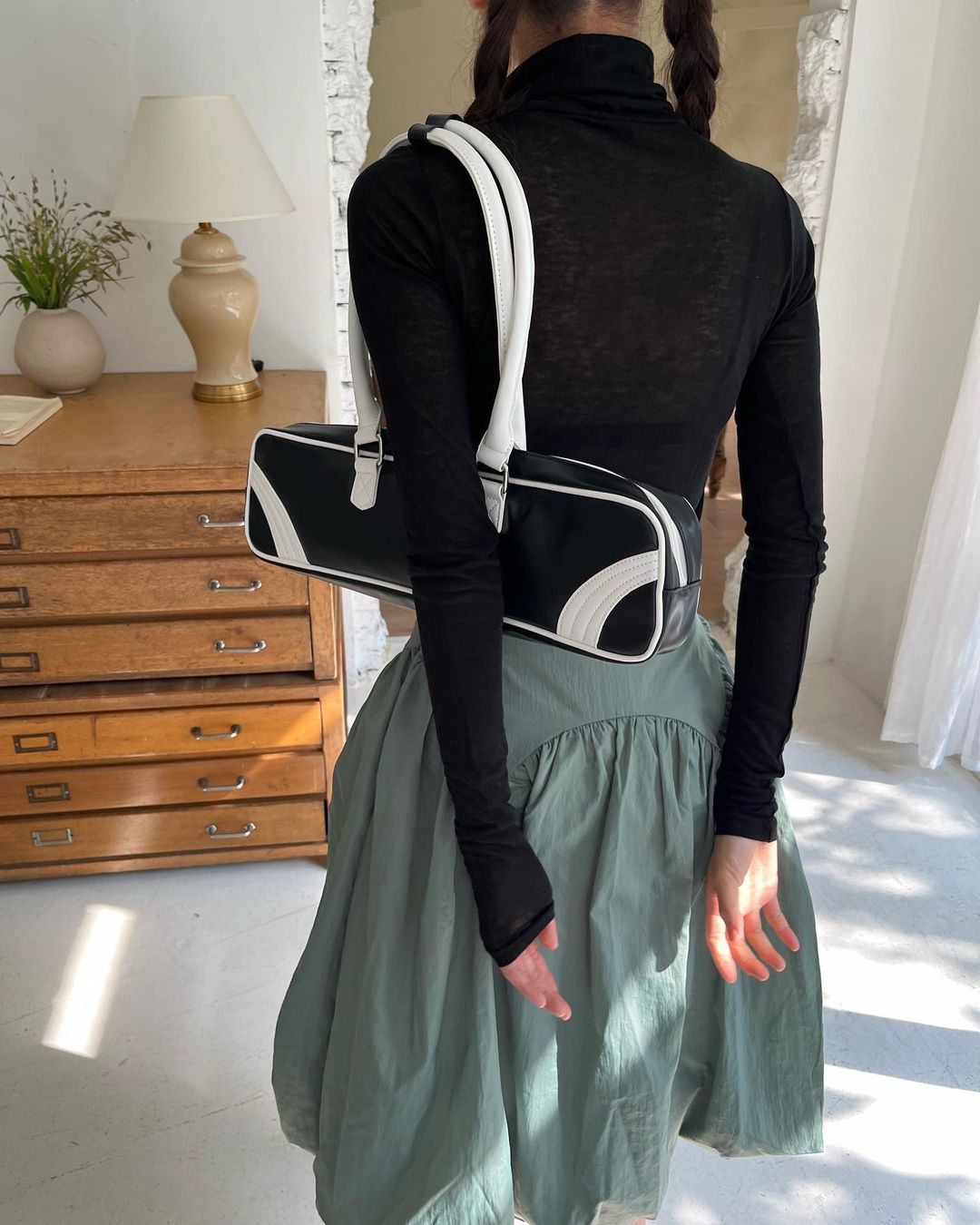 Flute Shoulder Bag