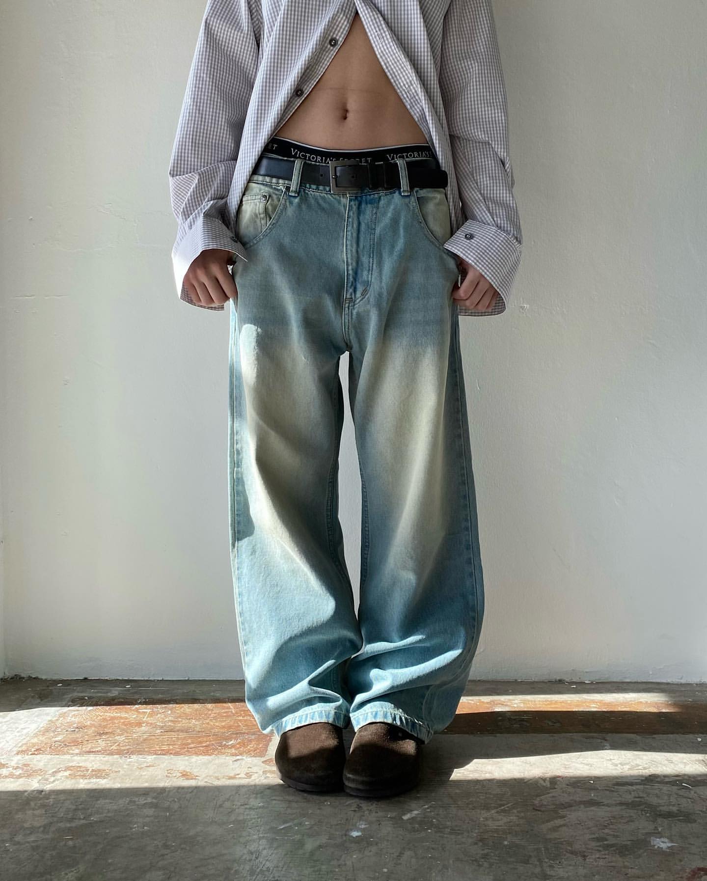 Washed Baggy Jeans