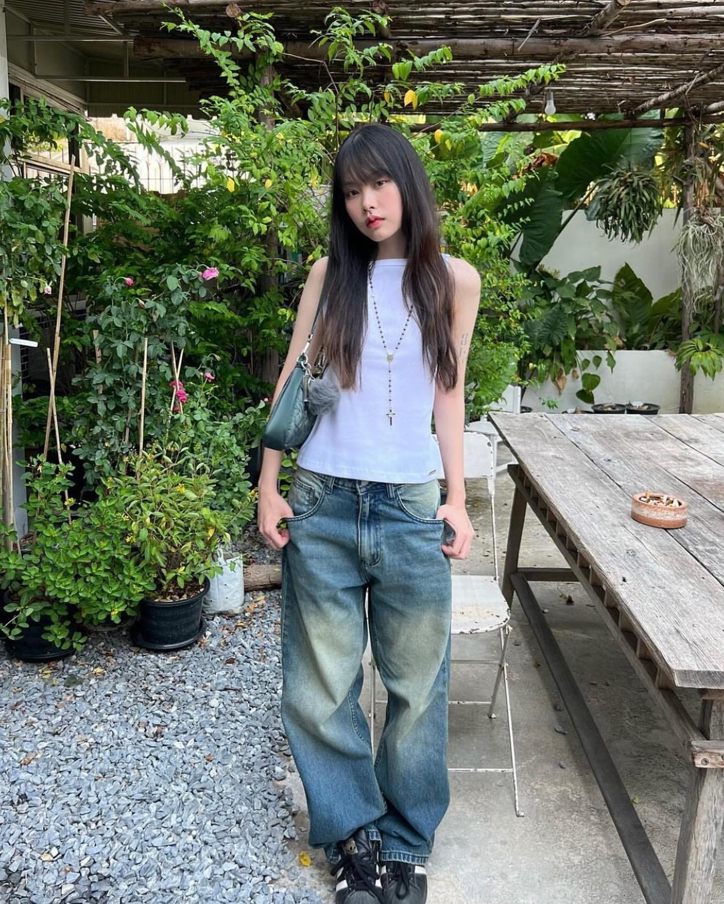 Washed Baggy Jeans