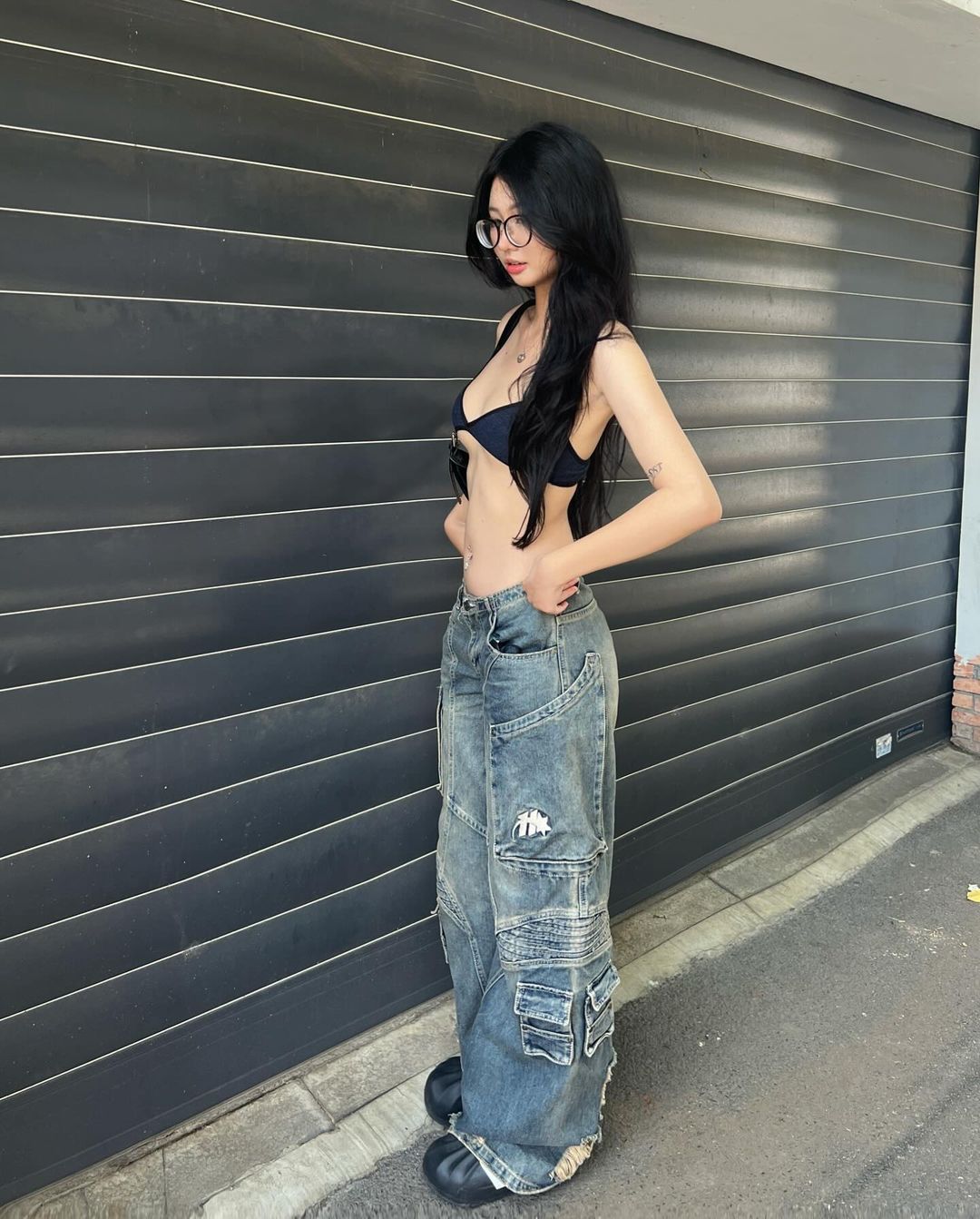 Heaven Low-Rise Jeans
