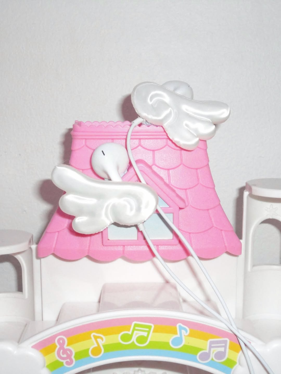 Cupid’s Wings Earphone Attachment ໒꒱